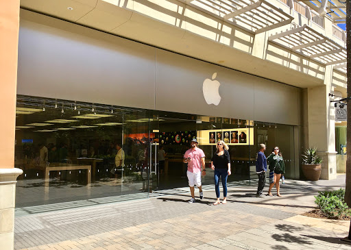 Computer Store «Apple Fashion Valley», reviews and photos, 7007 Friars Rd, San Diego, CA 92108, USA