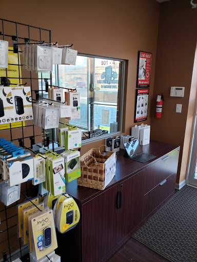 Cell Phone Store «We Fix Phones N More», reviews and photos, 801 County Line Rd, Horsham, PA 19044, USA