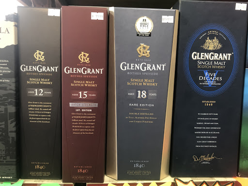 Grocery Store «Bonanza Market», reviews and photos, 321 Broad St, Nevada City, CA 95959, USA