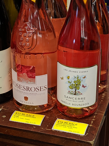 Wine Store «Wollaston Wine & Spirits», reviews and photos, 58 Beale St, Quincy, MA 02170, USA