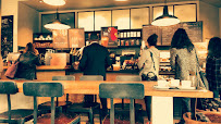Atmosphère du Café Starbucks à Montigny-le-Bretonneux - n°9