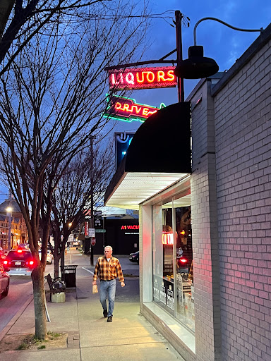 Liquor Store «Old Town Liquors», reviews and photos, 1529 Bardstown Rd, Louisville, KY 40205, USA