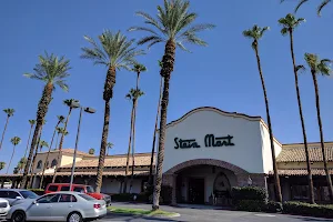 Plaza Del Sol Shopping Center image