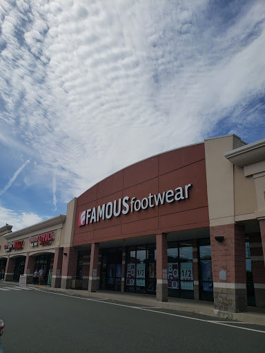 Shoe Store «Famous Footwear», reviews and photos, 31 Furlong Dr, Revere, MA 02151, USA