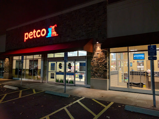 Pet Supply Store «Petco Animal Supplies», reviews and photos, 340 Grasmere Ave, Fairfield, CT 06824, USA
