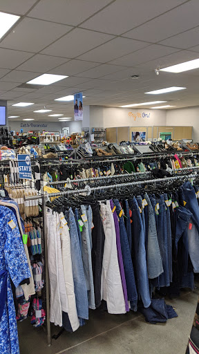 Thrift Store «Goodwill of Silicon Valley», reviews and photos, 151 E Washington Ave, Sunnyvale, CA 94086, USA