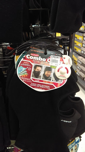 Sporting Goods Store «Big 5 Sporting Goods», reviews and photos, 4902 E Kings Canyon Rd, Fresno, CA 93727, USA