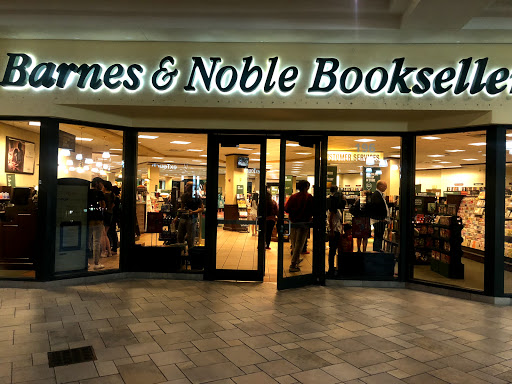 Book Store «Barnes & Noble», reviews and photos, 5701 Sunset Dr #196, South Miami, FL 33143, USA