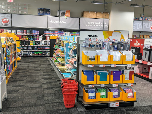 Office Supply Store «Staples», reviews and photos, 252 Daniel Webster Hwy, Nashua, NH 03060, USA