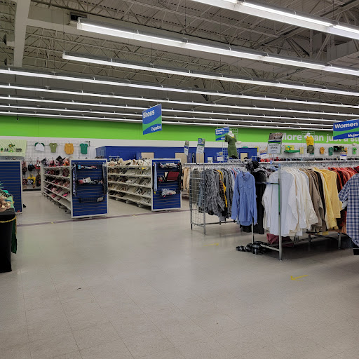 Shopping Mall «Shillington Shopping Center», reviews and photos, 502 E Lancaster Ave, Reading, PA 19607, USA