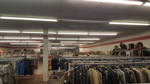 Thrift Store «The Salvation Army Family Store & Donation Center», reviews and photos, 33600 Plymouth Rd, Livonia, MI 48150, USA