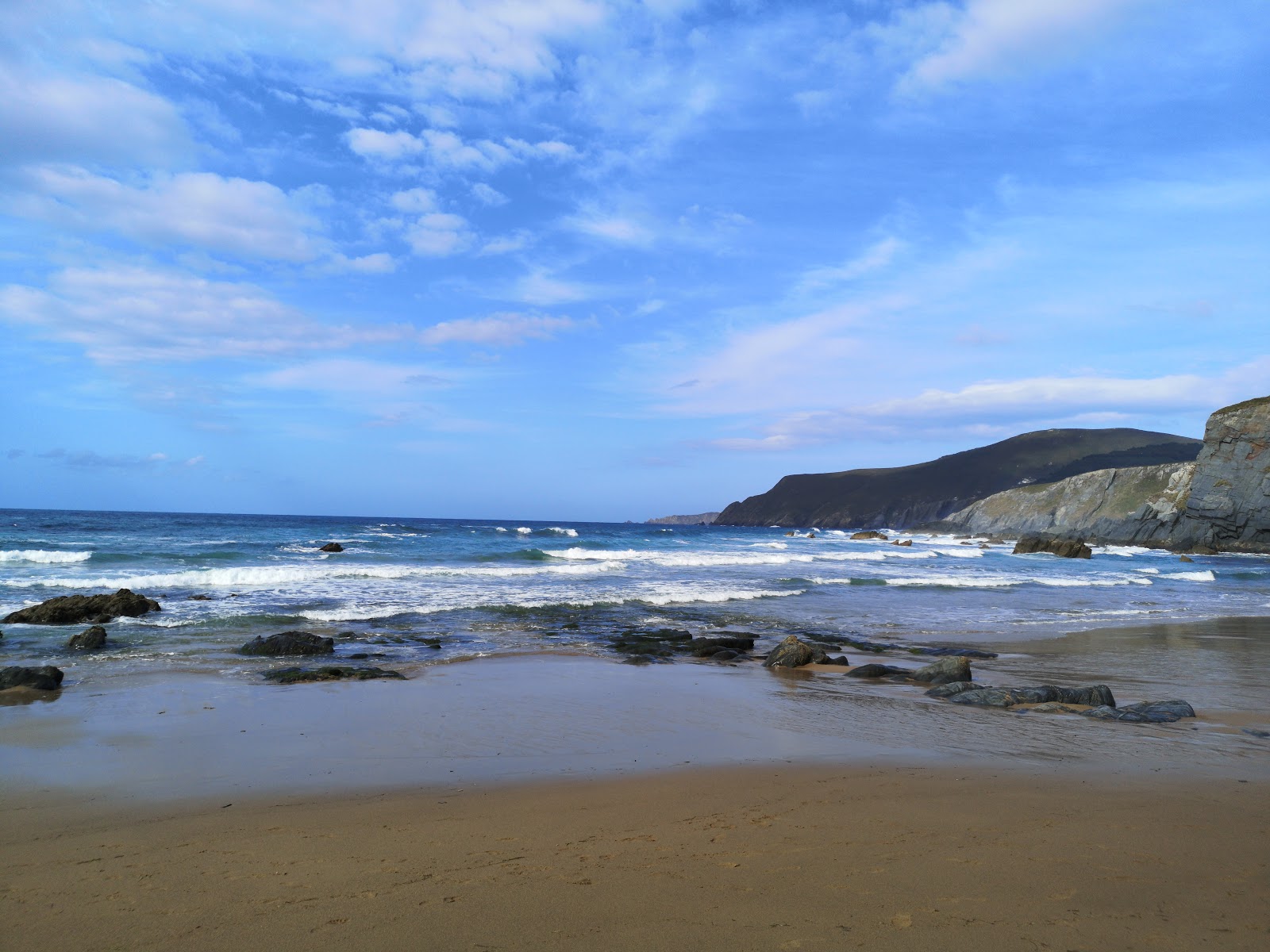 Foto de Playa do Picon com areia bege fina superfície