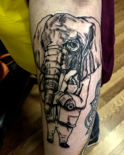 Tattoo Shop «Cupid Slave Tattoo Company», reviews and photos, 7111 US-278, Covington, GA 30014, USA