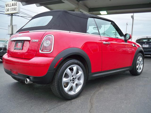 Village Car Store, 1390 Courtright Rd, Columbus, OH 43227, USA, 