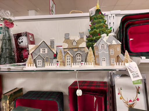 Department Store «HomeGoods», reviews and photos, 43 Woodbridge Center Dr, Woodbridge, NJ 07095, USA