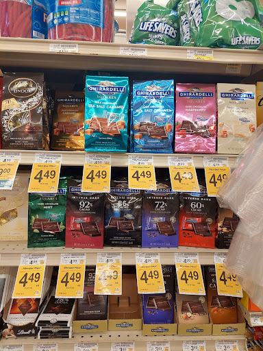 Grocery Store «Safeway», reviews and photos, 1701 Jackson St., Golden, CO 80401, USA