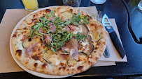 Pizza du Pizzeria Le Chaudron à Crevin - n°4