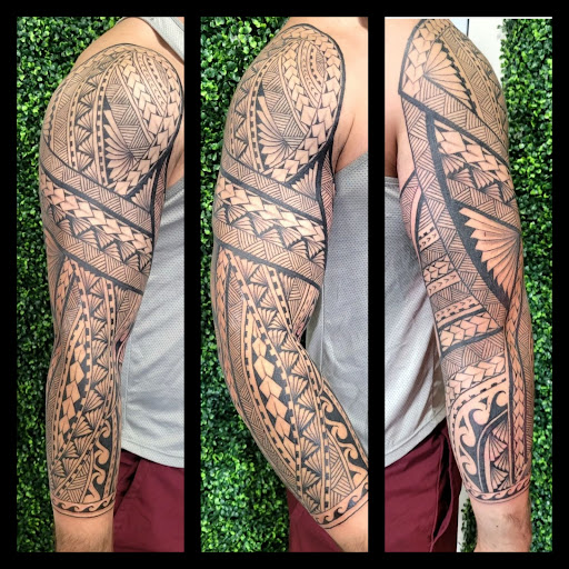 Explore kintsugi tattoo ideas, creative tattoo ideas in Lake Mary, available at Balinese Tattoo USA