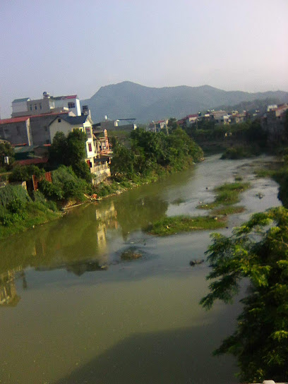 Sông Hiến