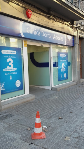 Clínica Dental Adeslas en Vilanova i la Geltrú