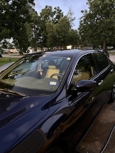 D.W Automotive Details en Angleton