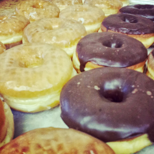 Donut Shop «Broadway Donuts», reviews and photos, 2731 Broadway, Sacramento, CA 95818, USA