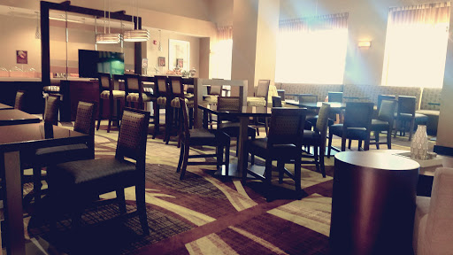 Hotel «Holiday Inn Express Santa Rosa», reviews and photos