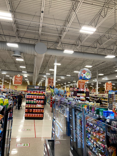 Supermarket «Giant Eagle Supermarket», reviews and photos, 21593 Lorain Rd, Fairview Park, OH 44126, USA