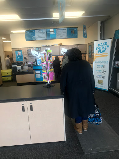 Shipping and Mailing Service «The UPS Store», reviews and photos, 405 Tarrytown Rd, White Plains, NY 10607, USA