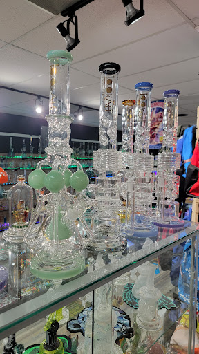 Tobacco Shop «Bear Smoke Smokeshop», reviews and photos, 4295 Browns Bridge Rd B, Cumming, GA 30041, USA