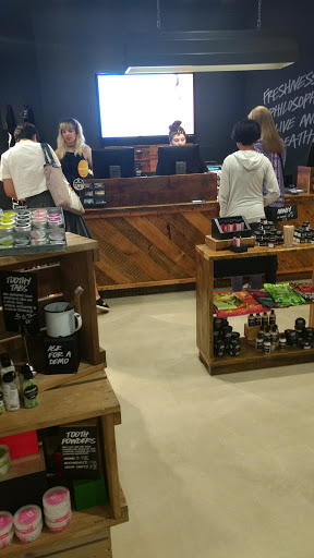 Cosmetics Store «LUSH», reviews and photos, 575 Bellevue Way NE #128, Bellevue, WA 98004, USA