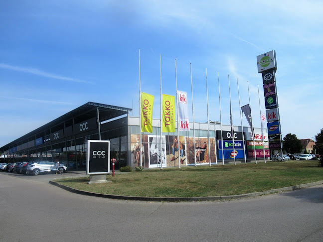 Opinii despre Ccc în Székesfehérvár - Cipőbolt