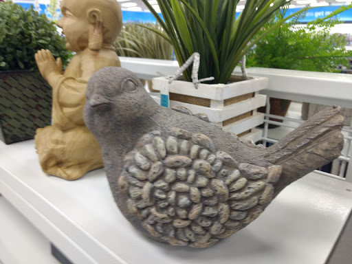 Shopping Mall «Howard and Western Shopping Center», reviews and photos, 7510 N Western Ave, Chicago, IL 60645, USA