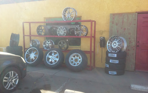 Charly's Tires