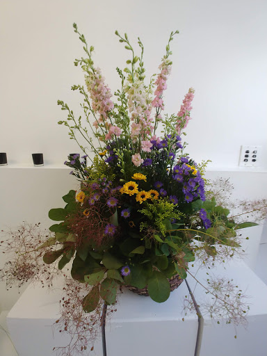 Florist «Plump Chicago Flower Shop», reviews and photos, 411 E Oakwood Blvd, Chicago, IL 60653, USA