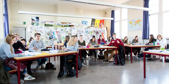 Beoordelingen van Rebus Studiebegeleiding Kortrijk in Kortrijk - School