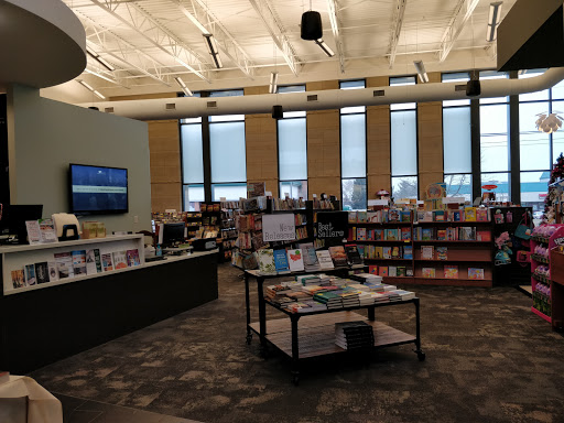 Christian Book Store «Baker Book House Co», reviews and photos, 2768 E Paris Ave SE, Grand Rapids, MI 49546, USA