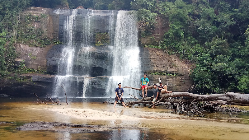 Air Terjun Riam Dait