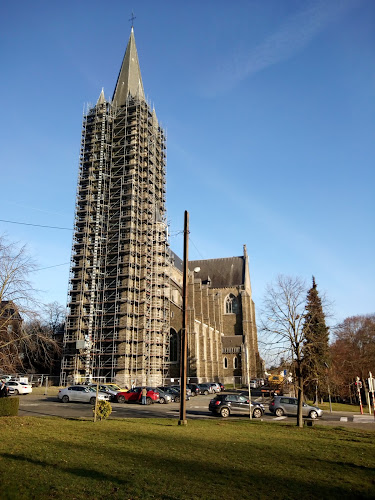 Beoordelingen van Sint-Hubertuskerk Watermaal-Bosvoorde in Brussel - Kerk