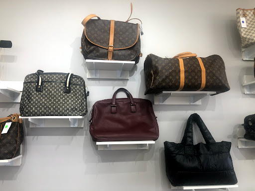 Jeweler «Mills Jewelers Camarillo», reviews and photos, 2171 Ventura Blvd, Camarillo, CA 93010, USA