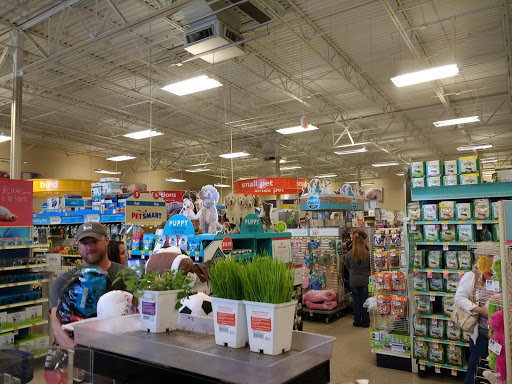 Pet Supply Store «PetSmart», reviews and photos, 4429 Pecanland Mall Dr, Monroe, LA 71203, USA