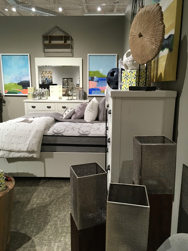 Furniture Store «Ashley HomeStore», reviews and photos, 6560 20th St, Vero Beach, FL 32966, USA