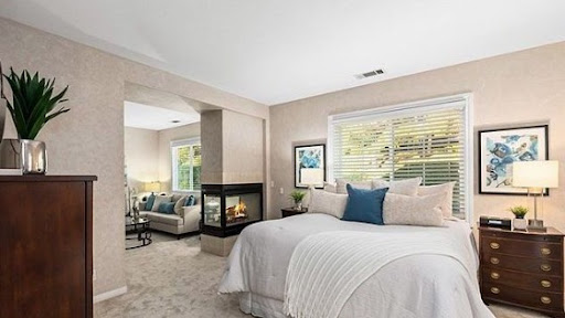 Home Stage and Design image