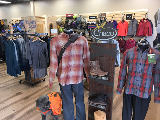 Sporting Goods Store «Great Miami Outfitters», reviews and photos, 25 E Linden Ave, Miamisburg, OH 45342, USA