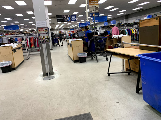 Store «Goodwill Denver - Cherry Creek», reviews and photos, 5000 Leetsdale Dr, Denver, CO 80246, USA