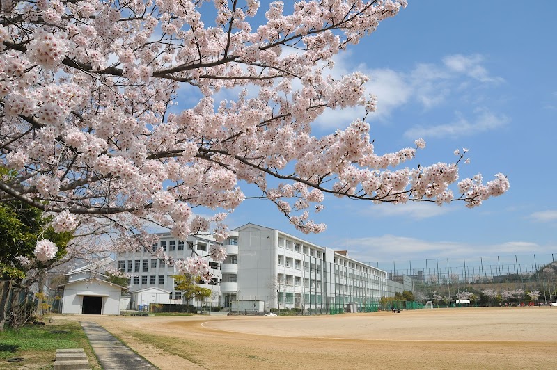兵庫県立伊川谷北高等学校