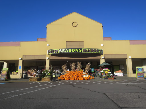 Grocery Store «New Seasons Market Mountain Park», reviews and photos, 3 Monroe Pkwy, Lake Oswego, OR 97035, USA