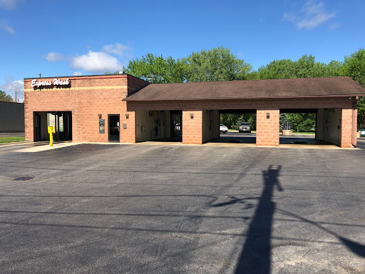 Main Street Express Wash en Sycamore