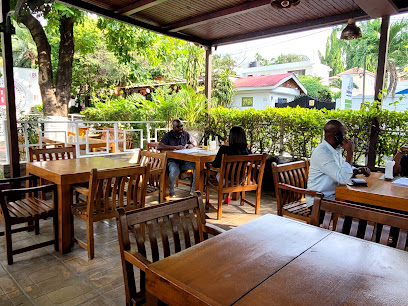 805 Restaurant - Third Close, Off Volta St, Accra, Ghana