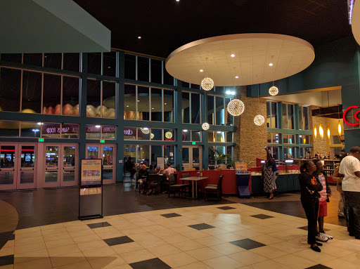 Cinemas with sofas in Tampa